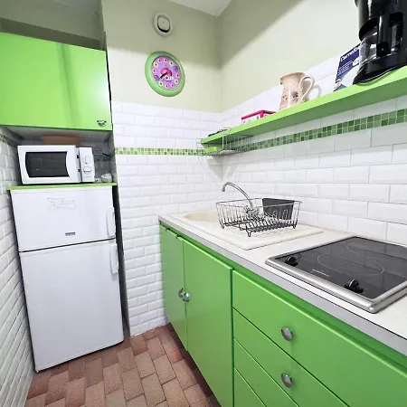 Apartment 6-person - 2 Bedrooms - Center